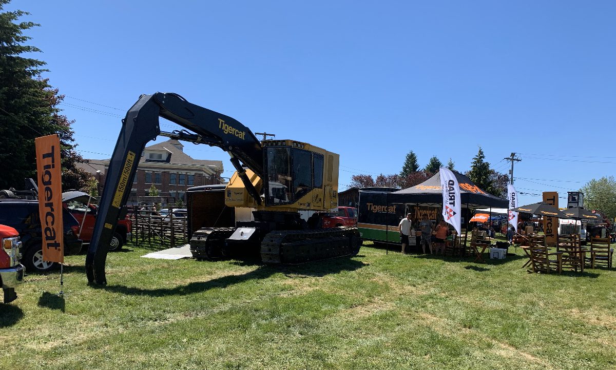 https://triadmachinery.com/wp-content/uploads/triad-machinery-at-buckley-log-show.jpg